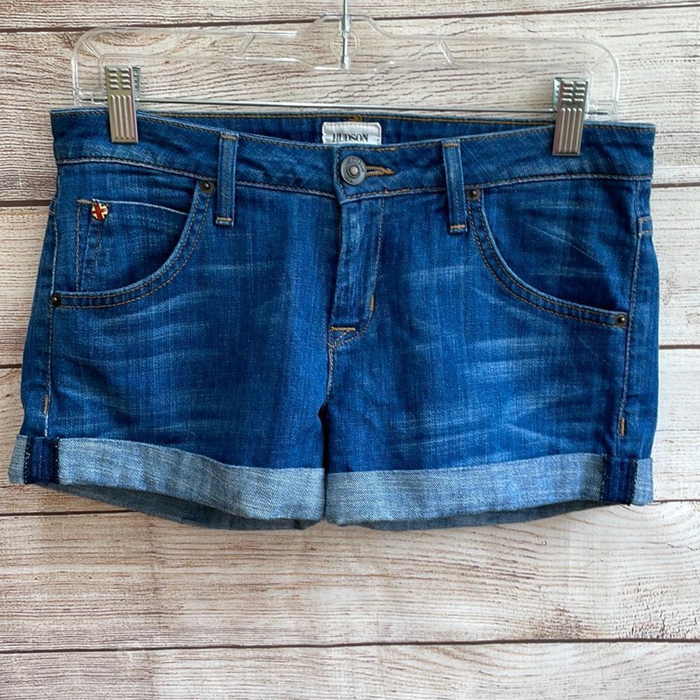 HUDSON ROLL-UP JEAN SHORTS‎